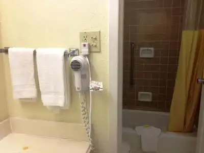 SureStay by Best Western Irving Grapevine DFW North - 18