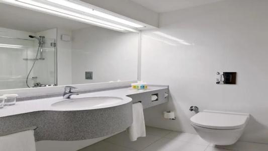 Holiday Inn Istanbul City - 67
