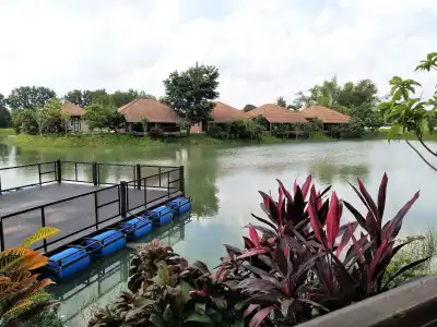 Pirom Lake and Resort - 4