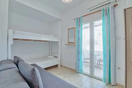 Pavlos Place - 220