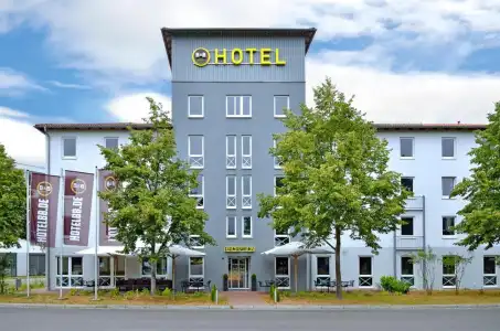 B&B Berlin-Dreilinden - 36