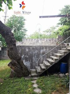 Light Wings Guesthouse - 9