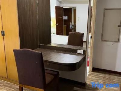 Mall Suites - 310