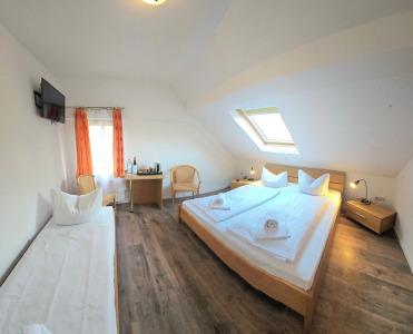 Weindes Riesling Zum Grünen Kranz - 23