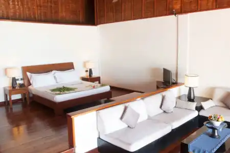 Palm Beach Island Resort & Spa Maldives - 5