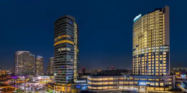 Hilton Mall Of - 42
