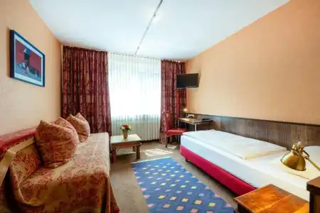 Arosa - Düsseldorf Oberkassel - 36