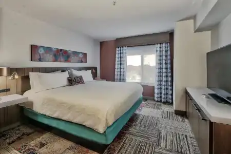 Hilton Garden Inn Albuquerque / Journal Center - 68