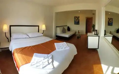 Swiss Villas Panoramic – Hillside Beach View - 60