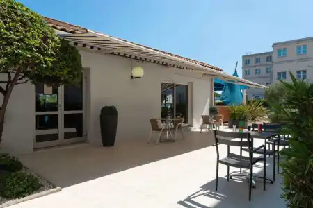 Kyriad Montpellier Sud - A709 - 22