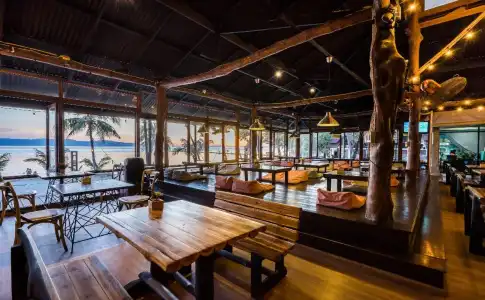 Cocohut Beach Resort - 17