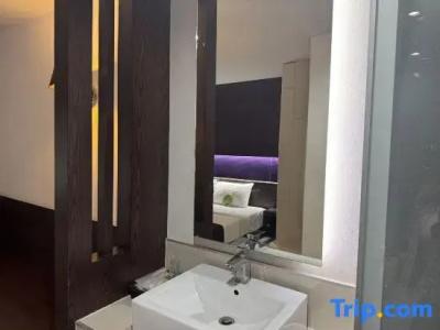 Collection O The Bangkok Airport Link Suite - 135