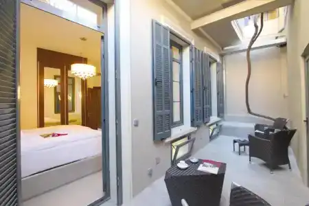 Golden Tulip Cannes de Paris - 300