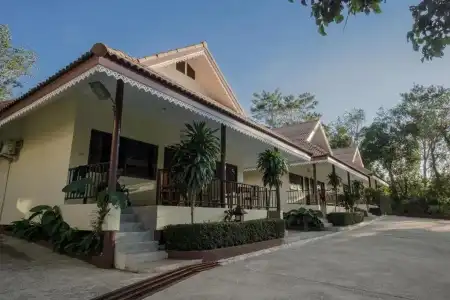 Chang Cliff Resort - 32