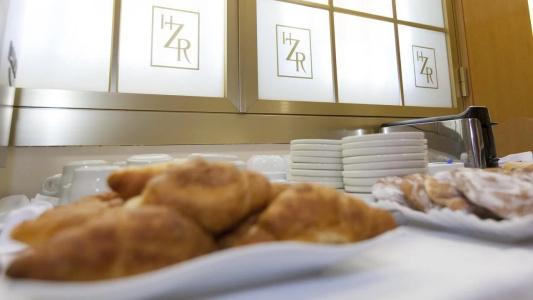 B&B Zaragoza Royal - 11