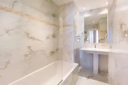 Best Western Plus Hôtel Massena - 106