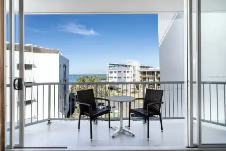 Rolling Surf Resort - 144