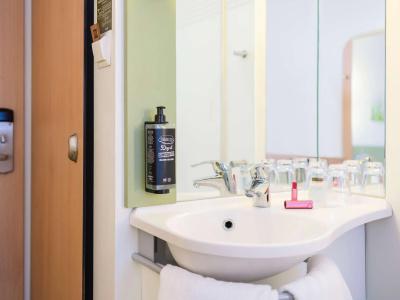 ibis budget Zurich City West - 23