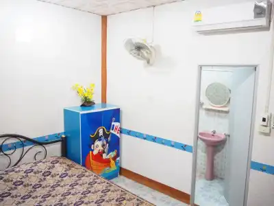 Three J Guesthouse - 78