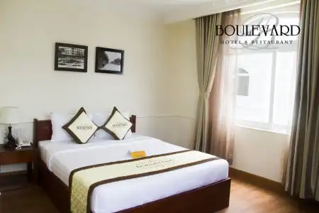 Boulevard - 6