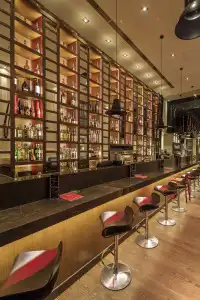 3Sixty & Suites - 26