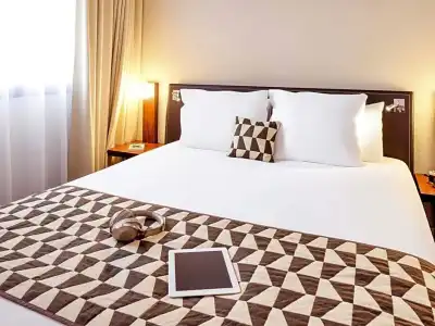 Hôtel Mercure Lyon Centre Lumière - 77