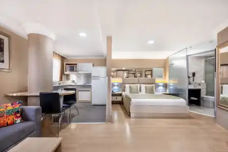 Gallery Residence & - 140