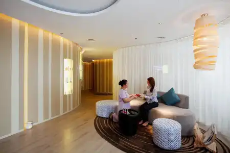 Centara Watergate Pavilion Bangkok - 35