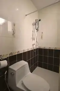 Gold Airport Suites - 53