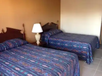 Cloud 9 Inn - 39