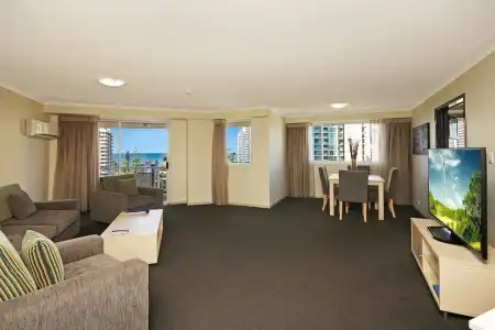 Sovereign Gold Coast - 100