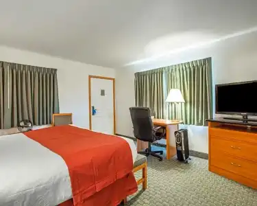 Rodeway Inn Newport - 15