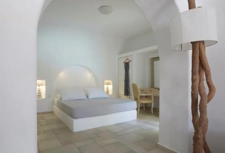 Black Rose Beach Suites - 36