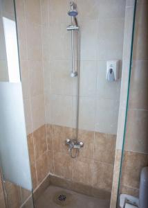 Redcon Suites - 213