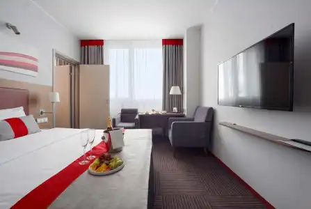 Ramada By Wyndham Yekaterinburg & Spa - 40