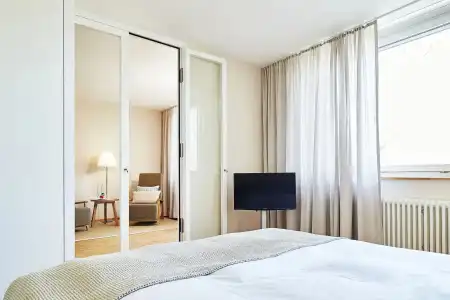Greulich Design & Boutique - 9