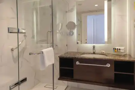 Movenpick Amman (ex Holiday Inn Amman) - 9