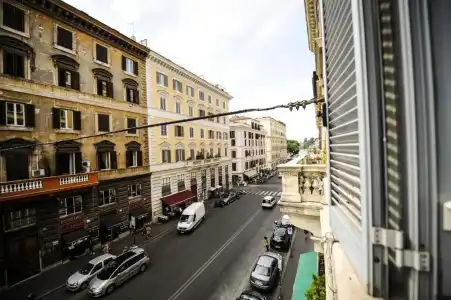 The Roman Empire Guesthouse - 68