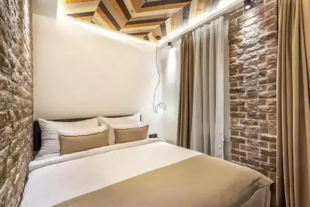 One Luxury Suites - 137