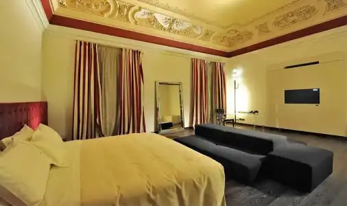Romano House - 19