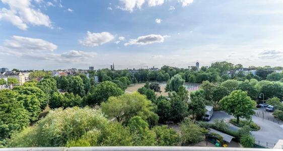 PLAZA Premium Köln - 22