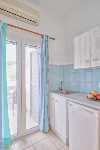 Pavlos Place - 158