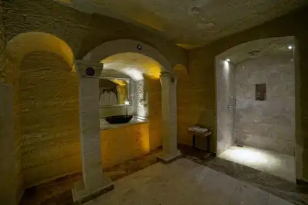 Panoramic Cave & Spa - 74