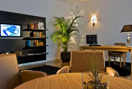 ibis Styles - 1