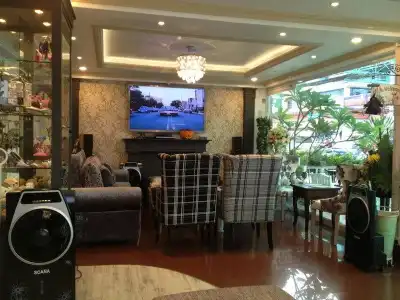 Greenvale Serviced Apartment - 17
