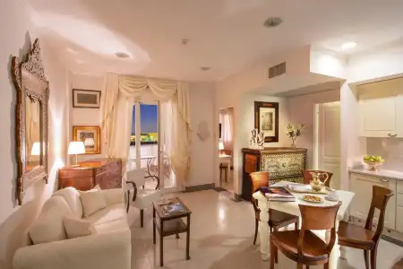 Arcom Palace - 4