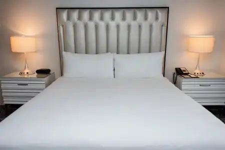 DoubleTree by Hilton Tallahassee - 3