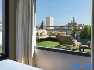 Renaissance Barcelona - 80