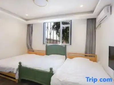 Mayfair Plaza Motel - 65