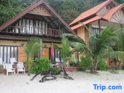 White Sand Beach Resort - 77